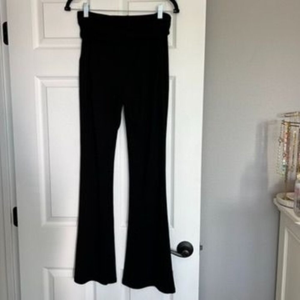 Bellelily Soft Knit Black Ribbed Flare High Waisted Lounge Pants Size Medium